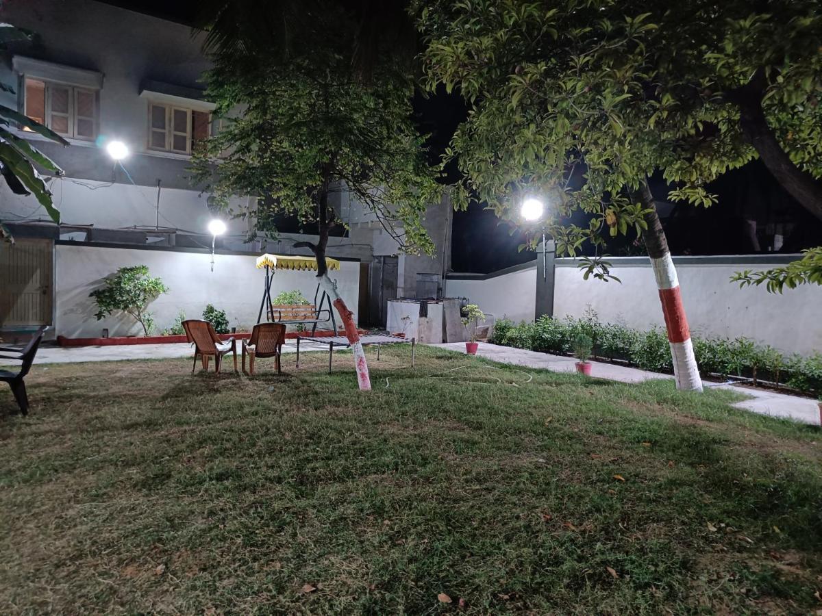 Chitrakut Bungalows Dwarka  Exterior photo