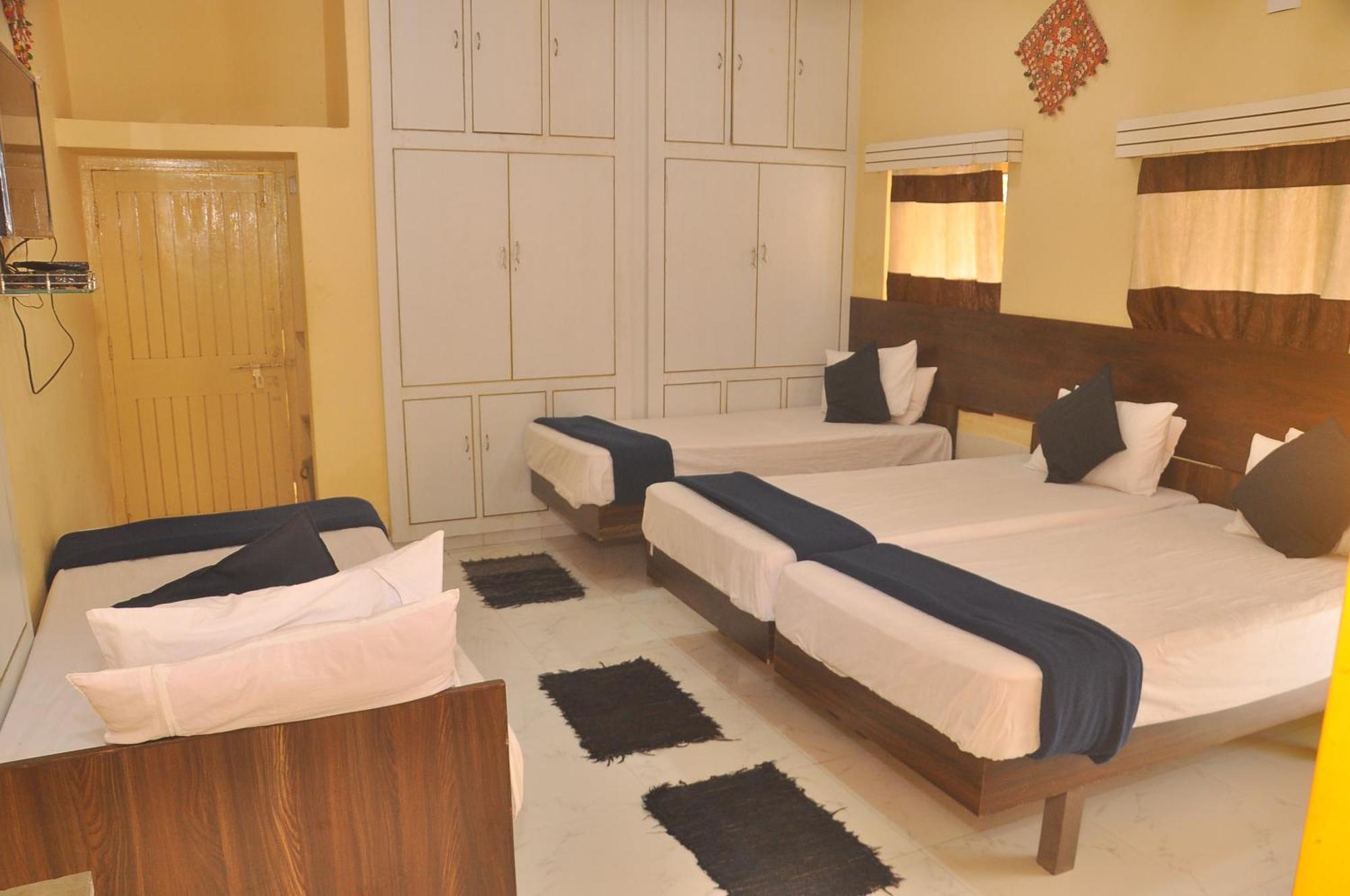 Chitrakut Bungalows Dwarka  Exterior photo