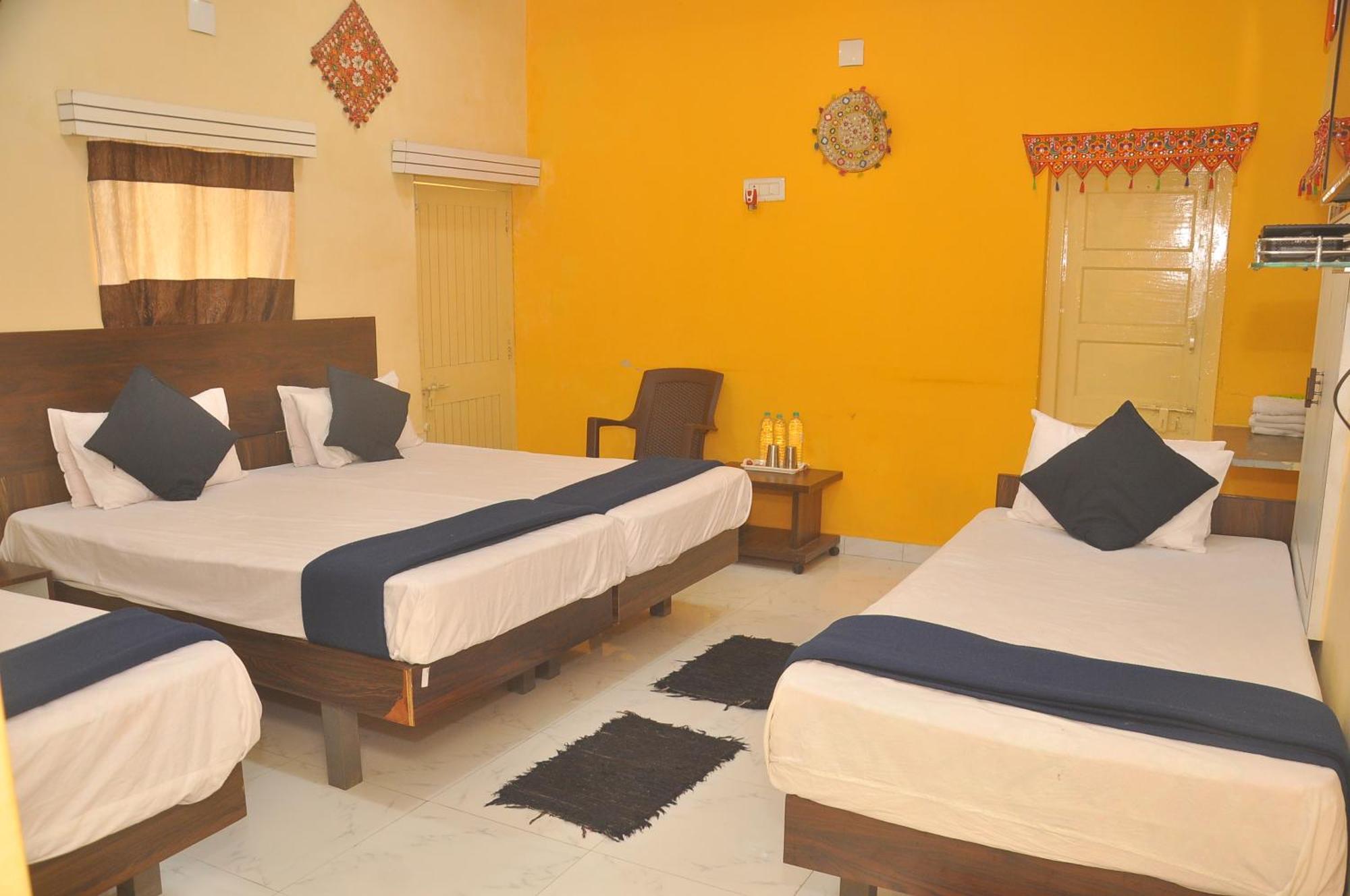 Chitrakut Bungalows Dwarka  Exterior photo